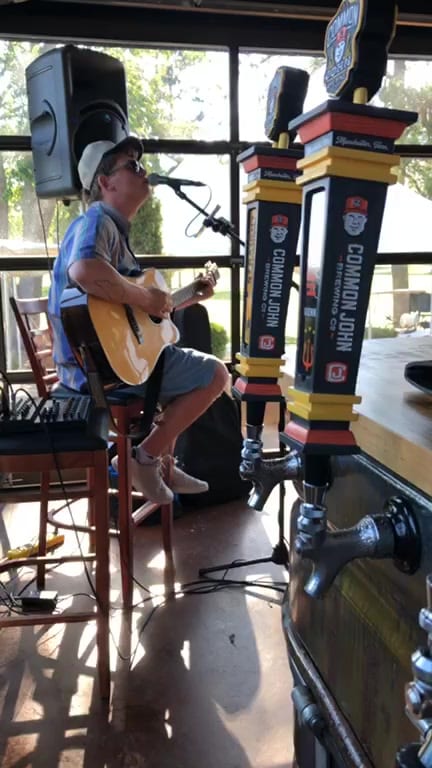 Slinging beer at a special event with live music by Devin Hale. 🍻 🎶